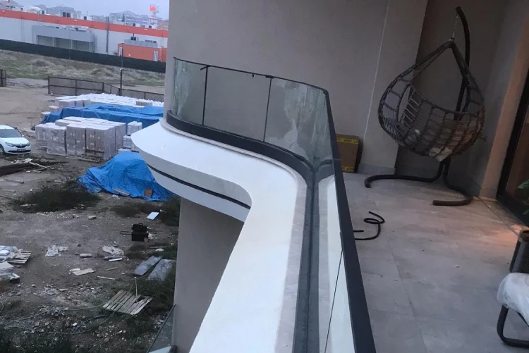 10mm Curved Tempered Glass railing