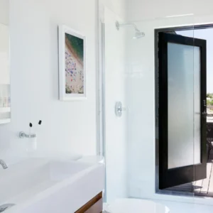 Glass Outdoor Shower Enclosures