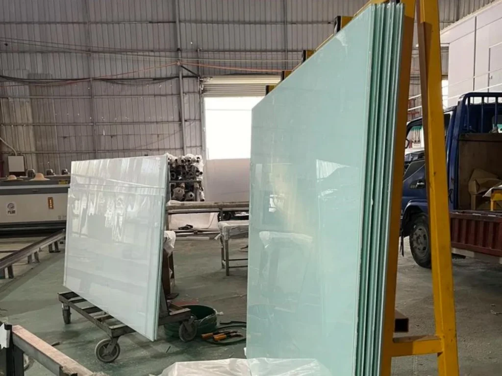 443 milky white PVB laminated glass sheet