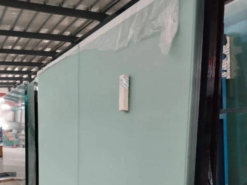 Big size milky white laminated glass sheet 12.38mm
