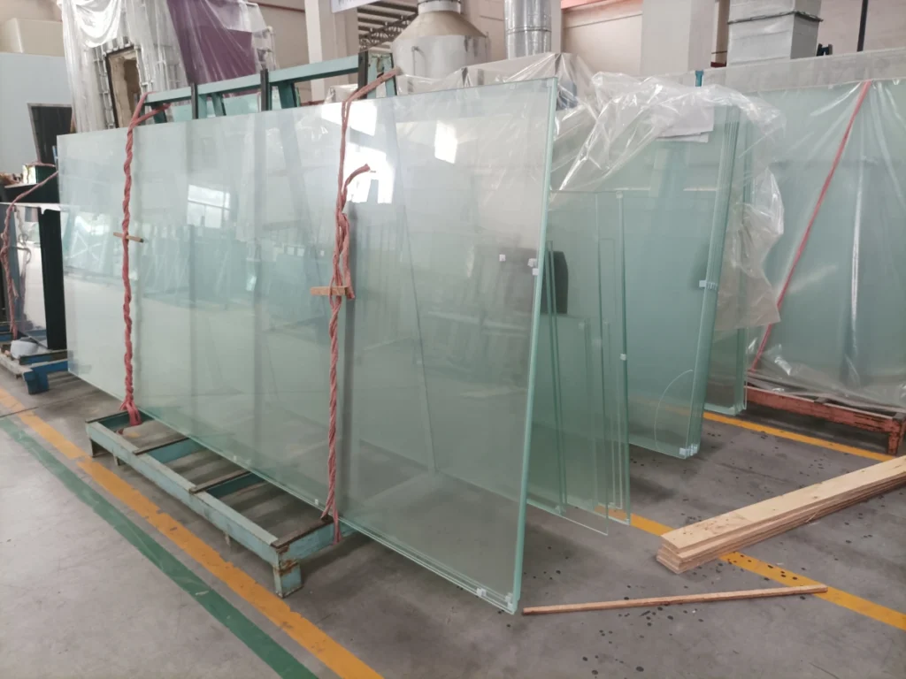 Frosted laminated 8.76mm thick