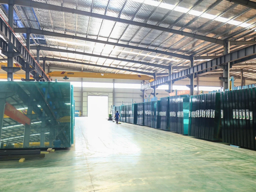 Prepare the float glass in factory