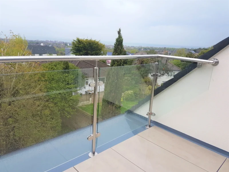 Stainless steel post glass railing system
